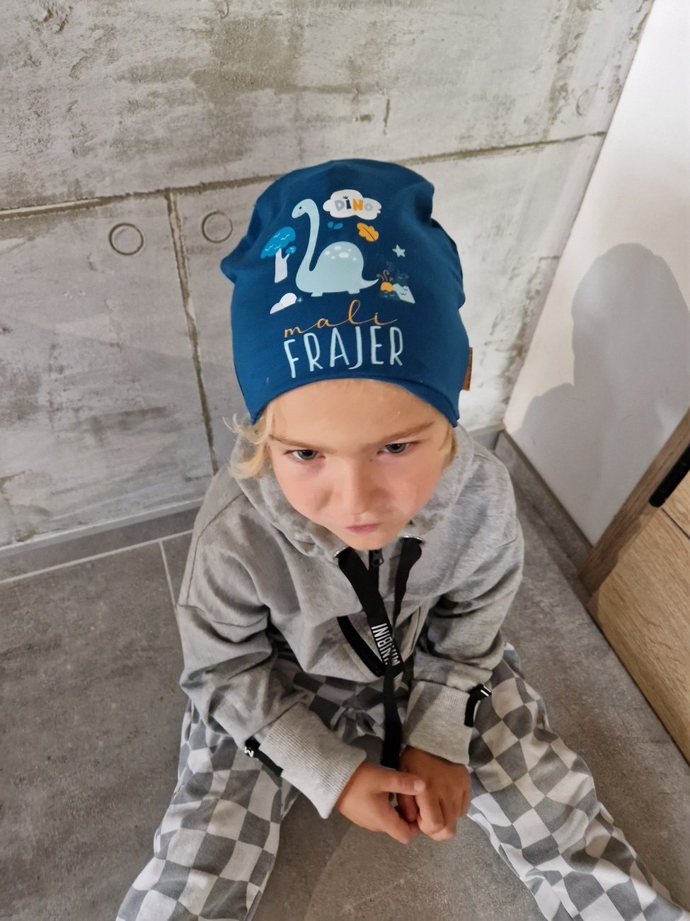 DINO mali frajer