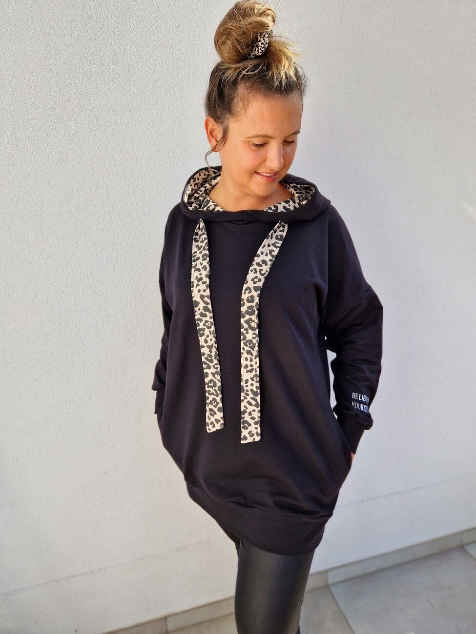 Pulover “Leopard Touch”