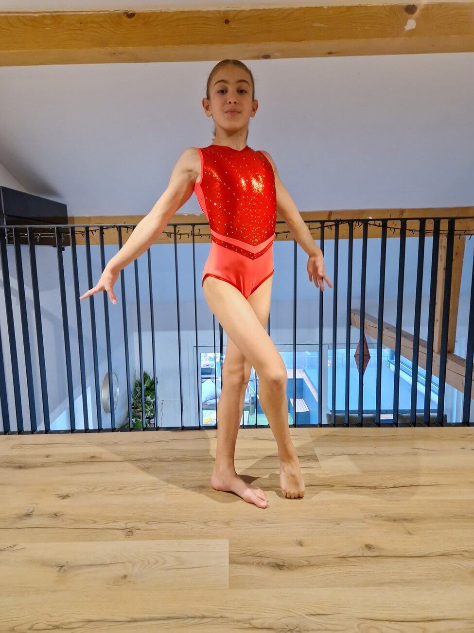 GIMNASTIKA dres RDEČA+neon