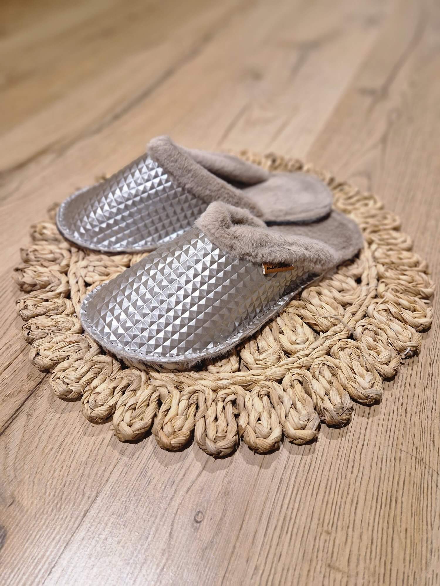 Ž. COPATI - SREBRNE kocke