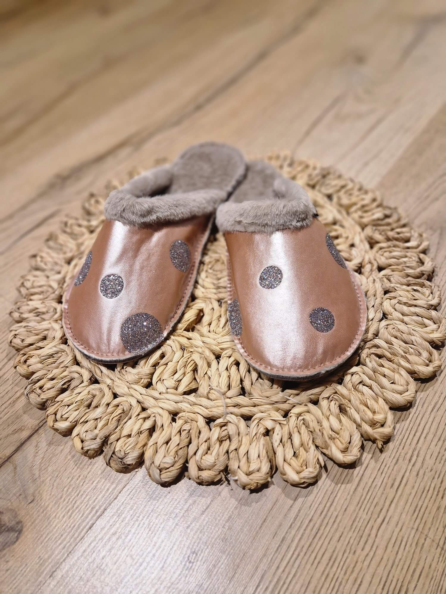 Ž. COPATI - ROZA KOVINSKA