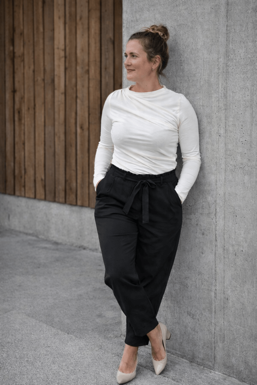 Športno elegantne HLAČE črne